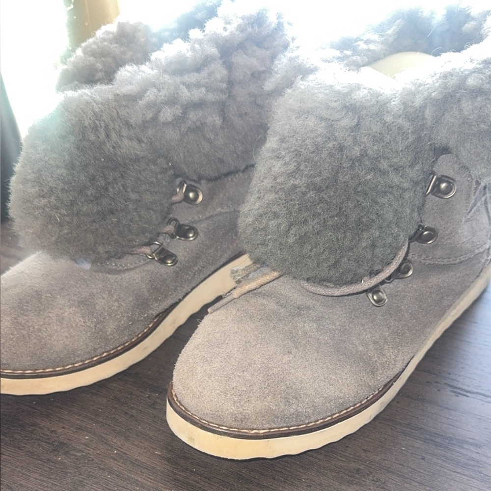 Australia Luxe Collective Gray Suede Men's Boots
